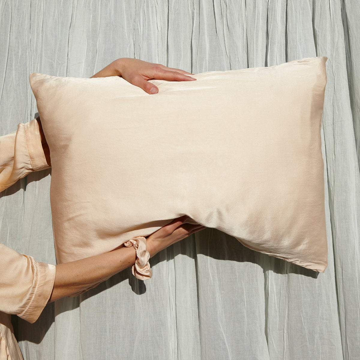 Opal Rose Pillowcase in Pure Mulberry Silk