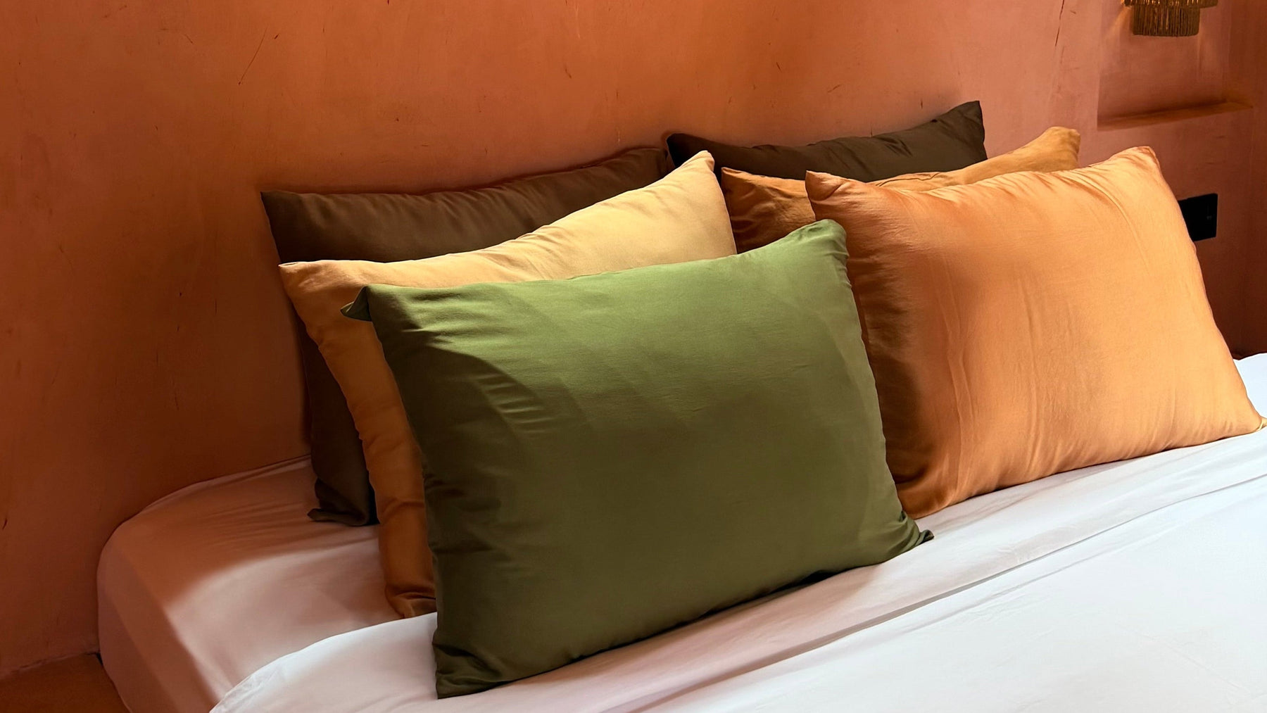 New collection of plant-dyed silk