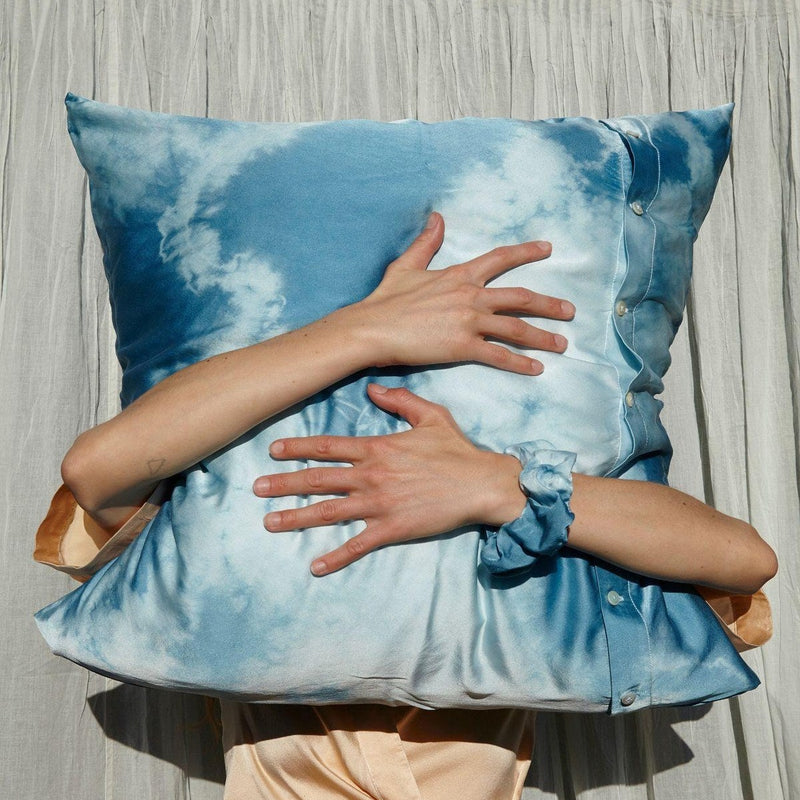 Indigo Tie & Dye Pillowcase in Pure Mulberry Silk